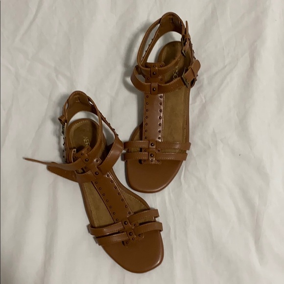 aerosoles strappy heels